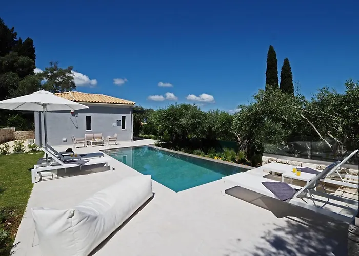 Elaia Villa