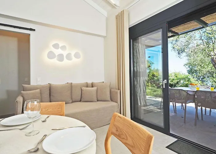 Elaia Villa